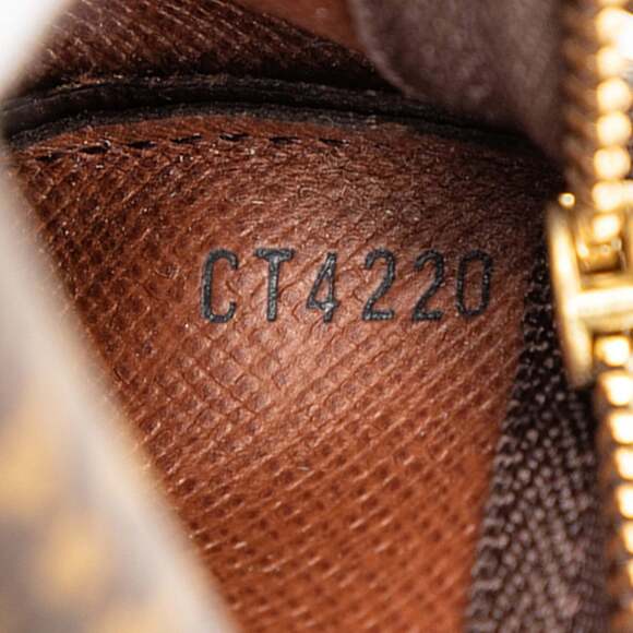 Louis Vuitton Monogram Pochette Clé Wallet/Coin Case/Key Case/Coin Purse M626... - Picture 7 of 7